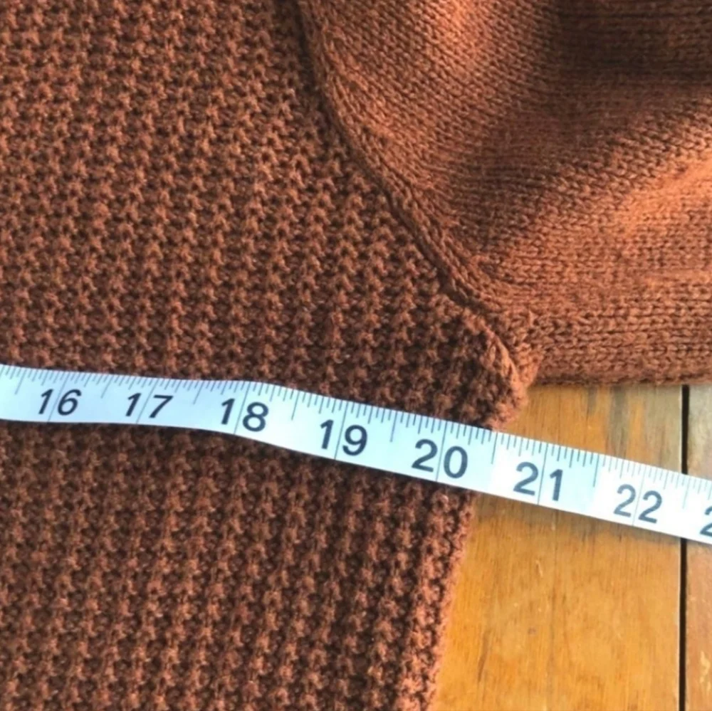 prAna Rust Brown V Neck Tunic Sweater, Medium EUC - Picture 9 of 10